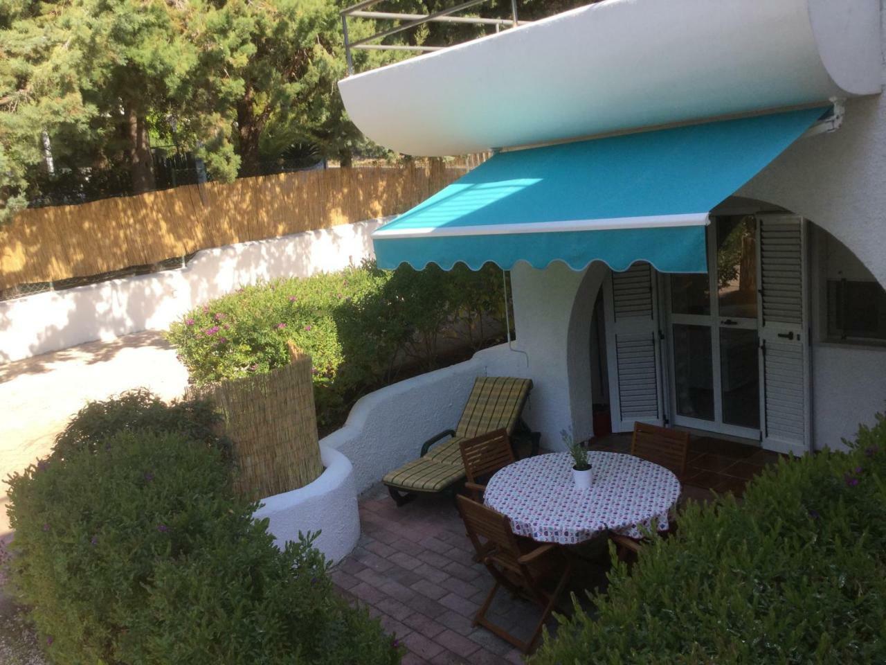 Residence I Faraglioni Mattinata Buitenkant foto