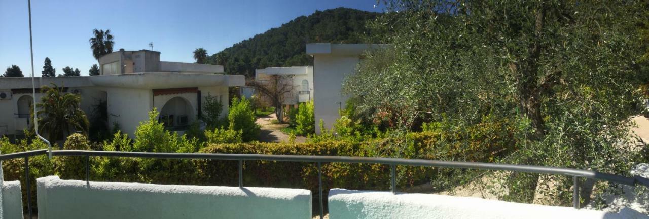 Residence I Faraglioni Mattinata Buitenkant foto