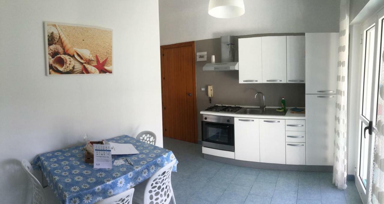 Residence I Faraglioni Mattinata Buitenkant foto